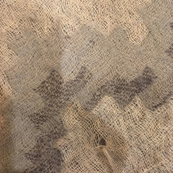 Wilfred Wool Mosiac Scarf - Picture 6 of 9